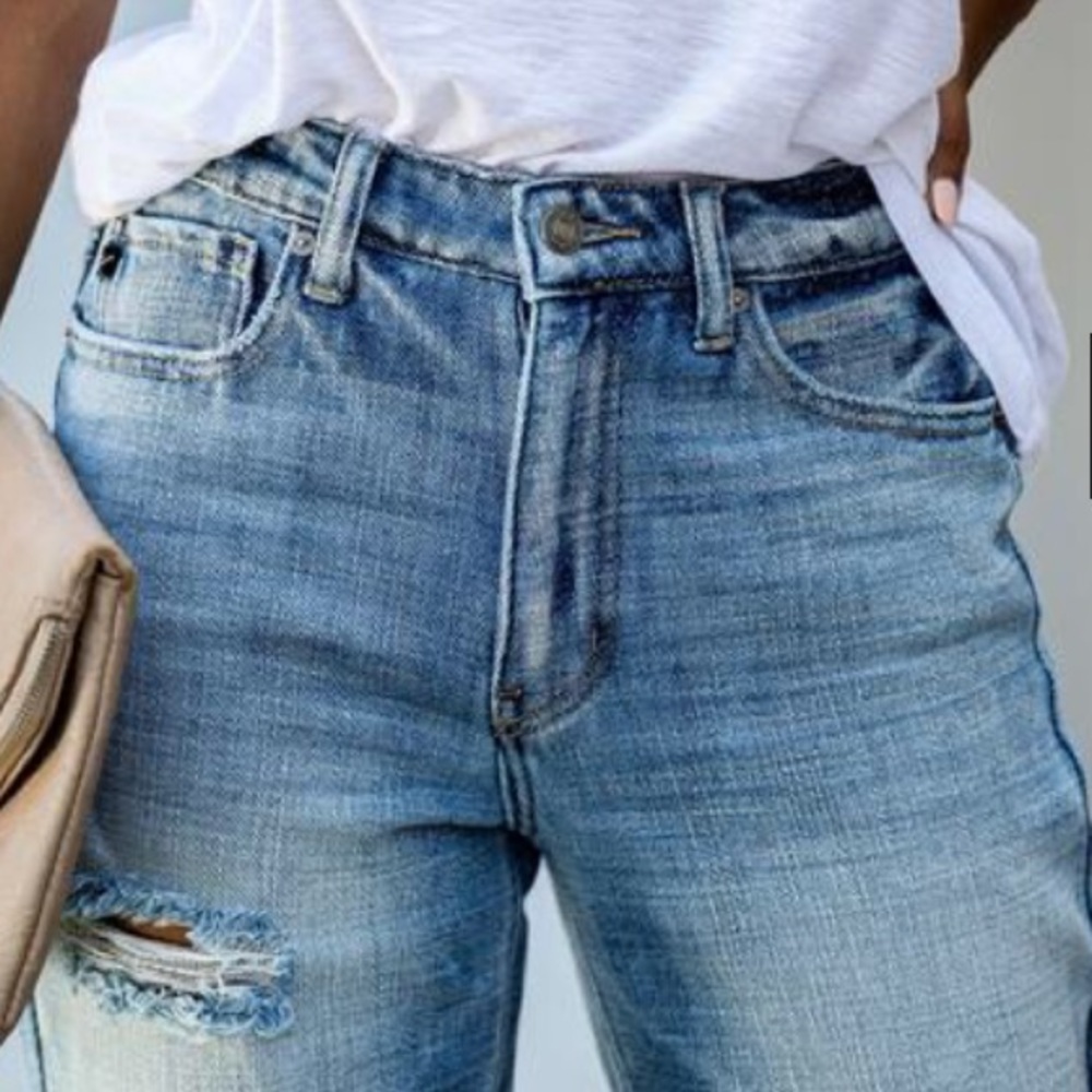 HIGH RISE DISTRESSED DENIM - Picture 2 of 3